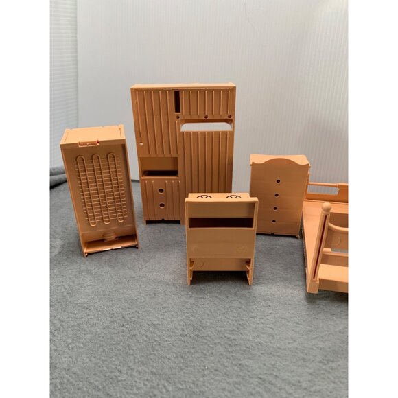 Vintage Mini Dollhouse Furniture Set Bedroom & Kitchen Brown - Picture 6 of 14